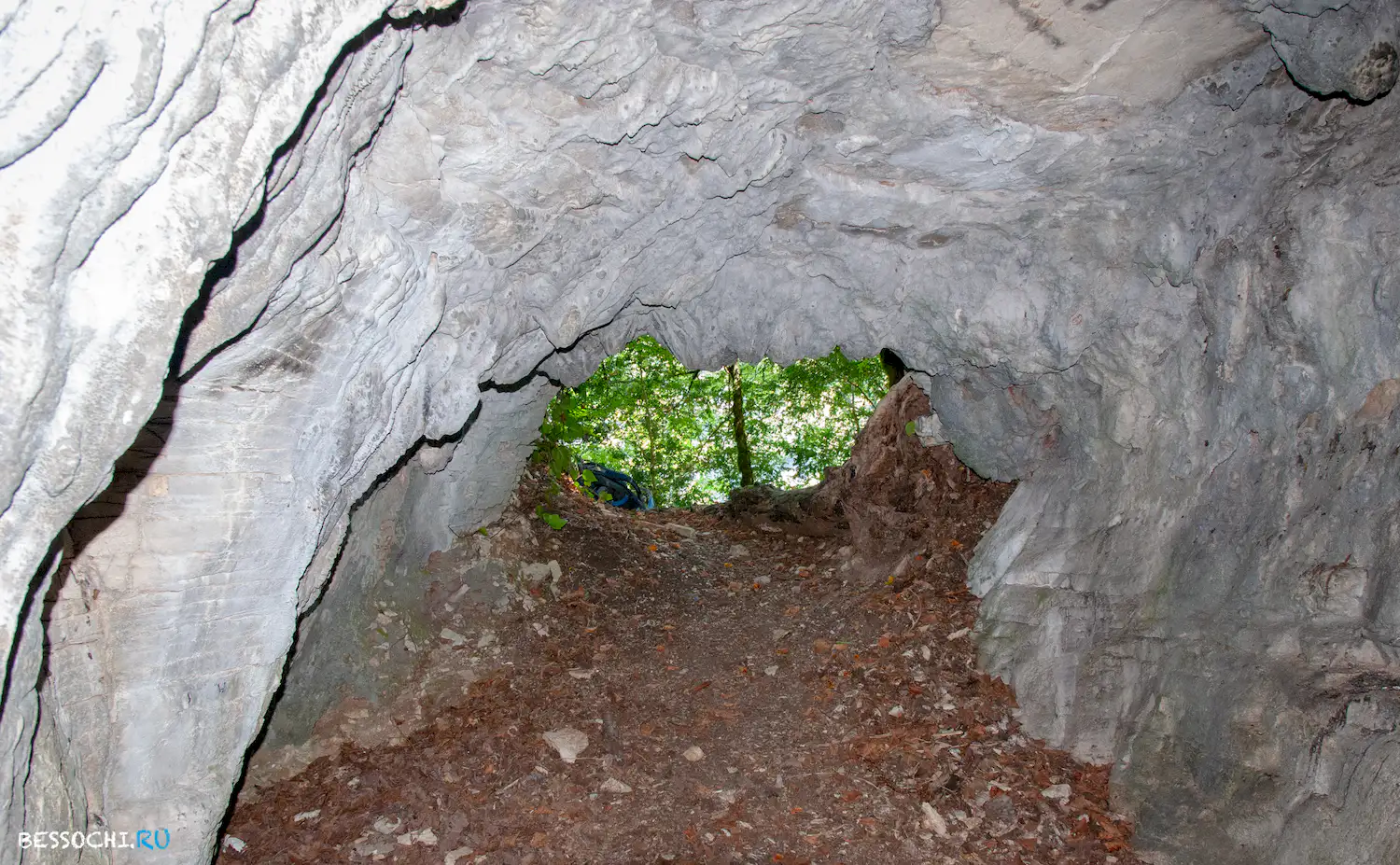 пещера Широкопокоссная