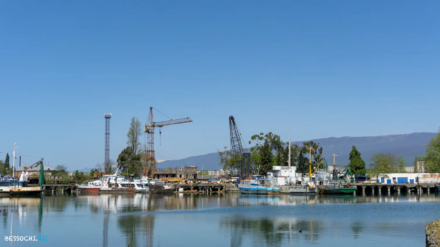 Сухумский порт