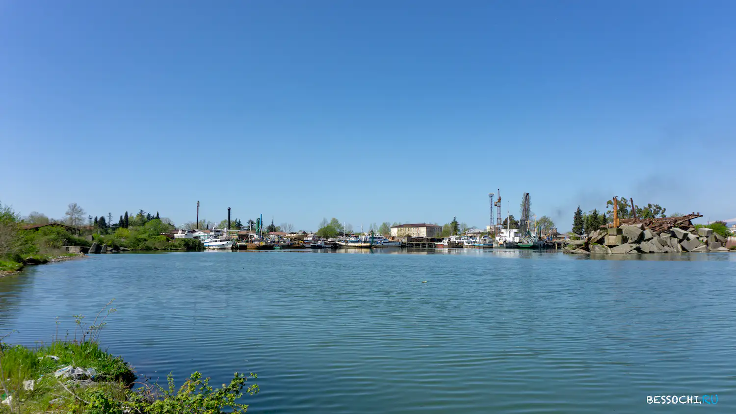 Сухумский порт