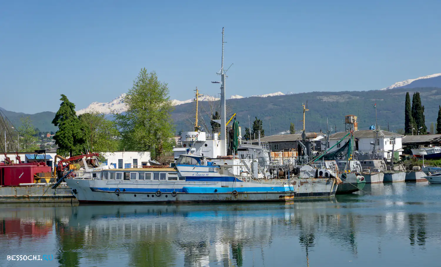 Сухумский порт