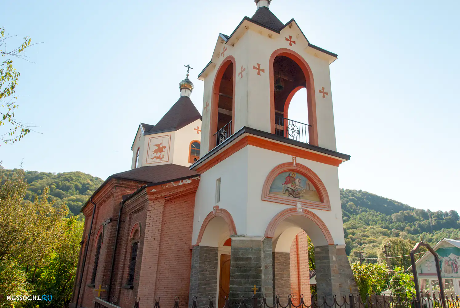 Лесное монастырь