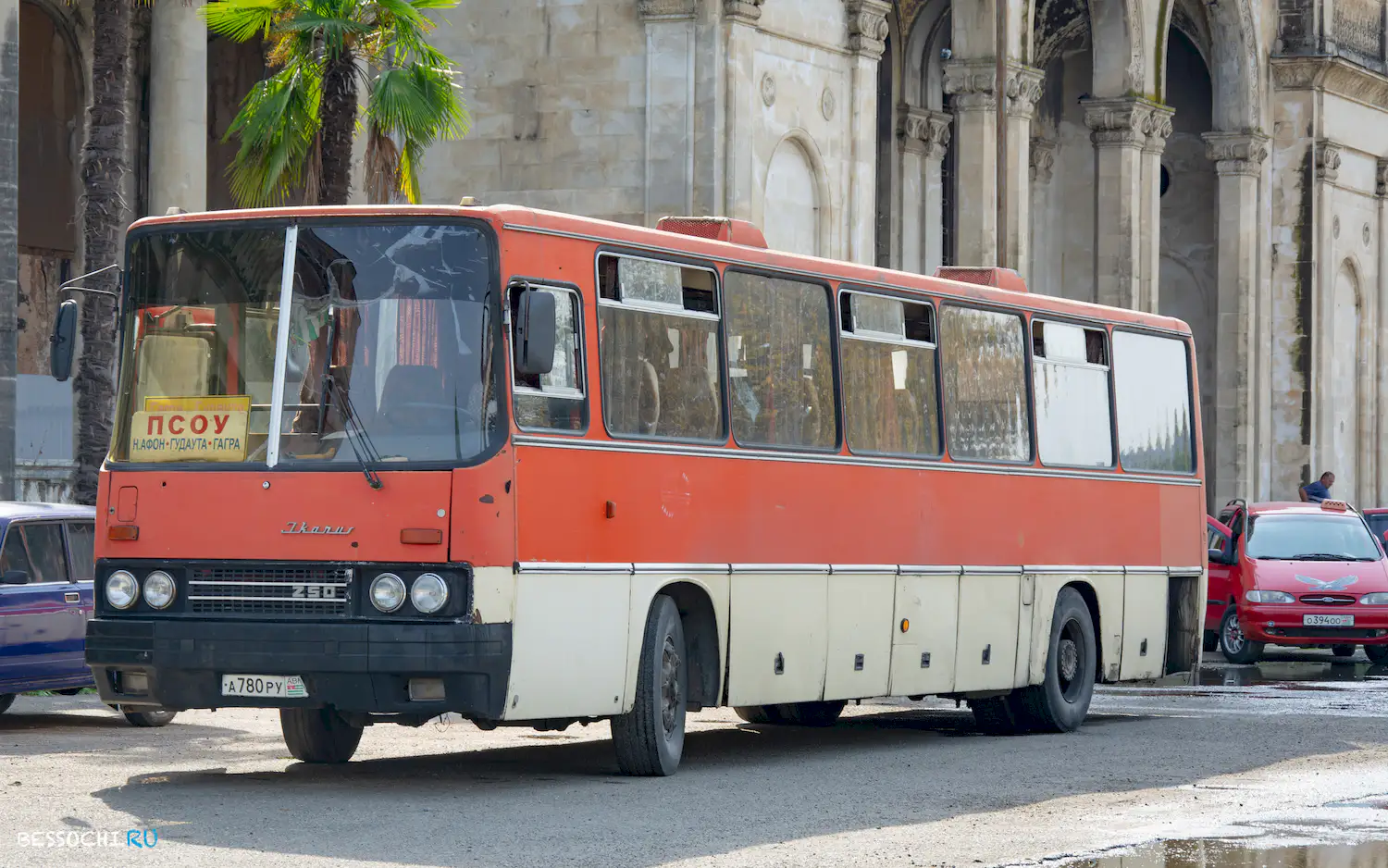 Абхазский автобус