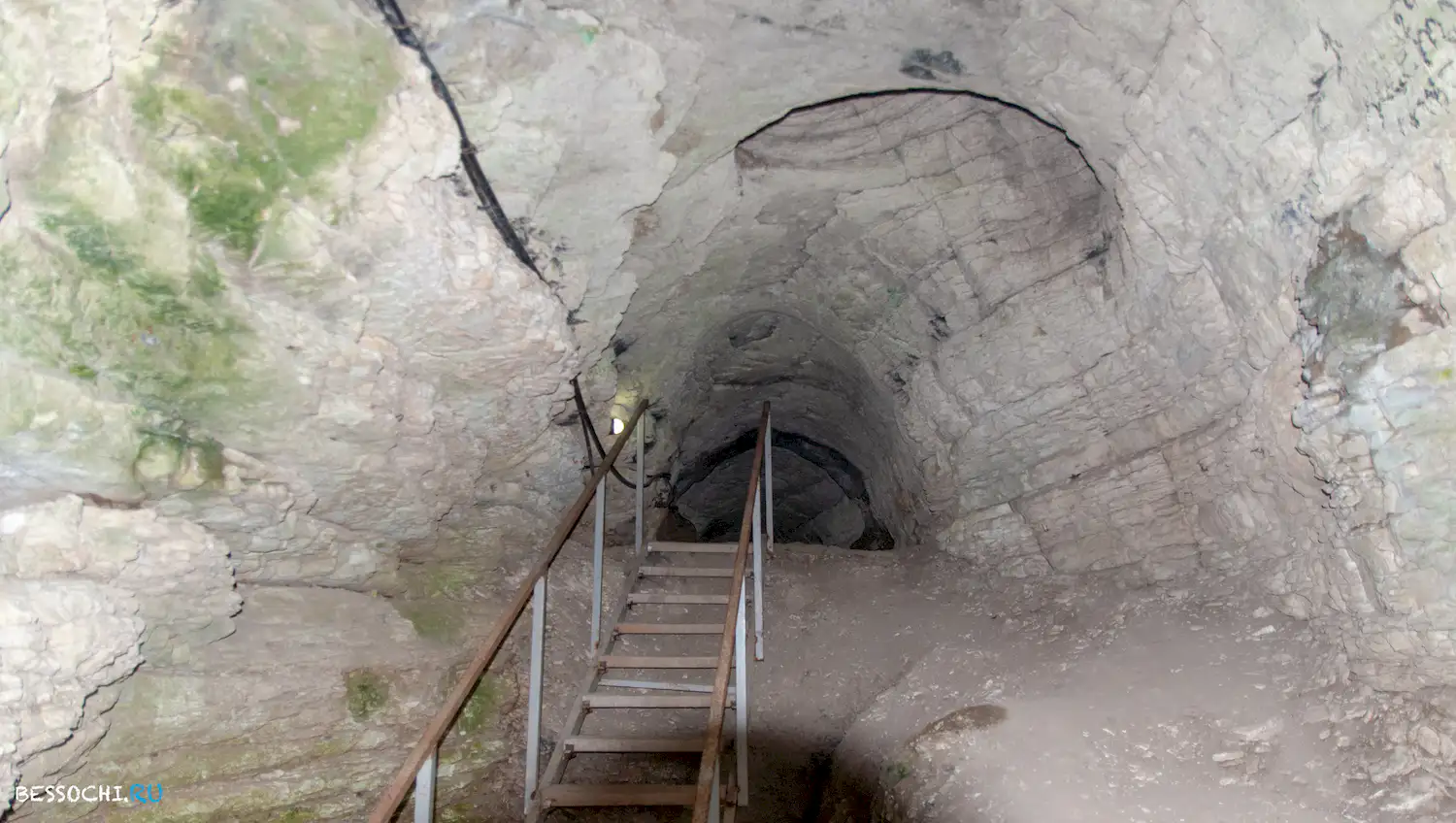 Ахштырская пещера