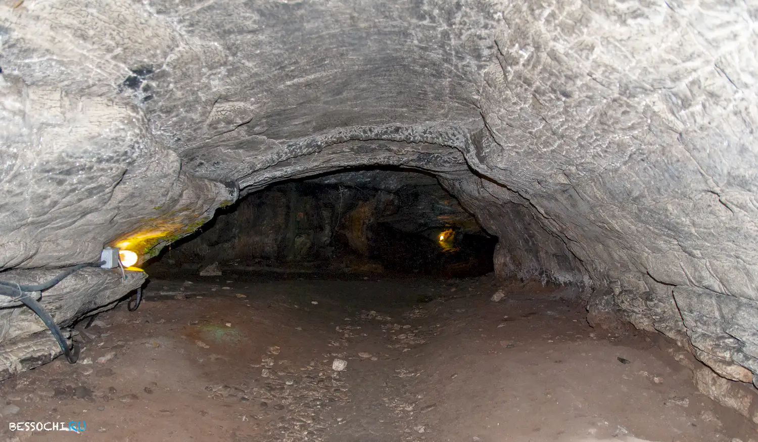 Ахштырская пещера