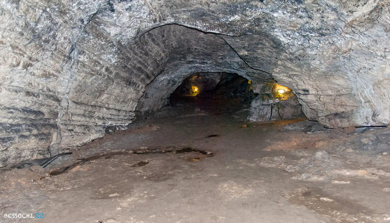 Ахштырская пещера