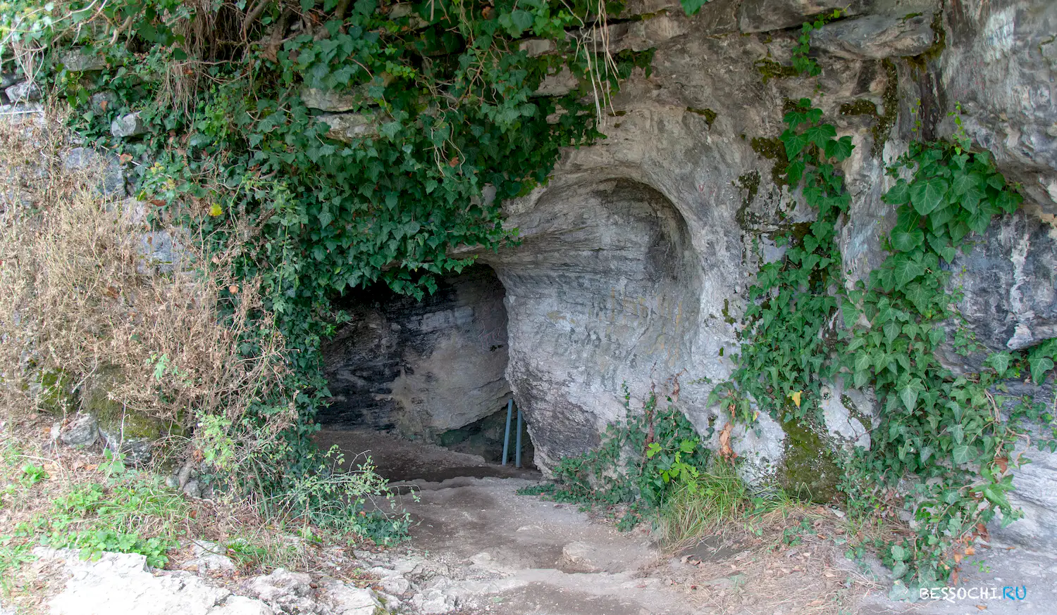 Ахштырская пещера