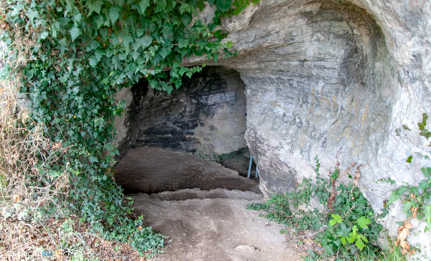 Ахштырская пещера