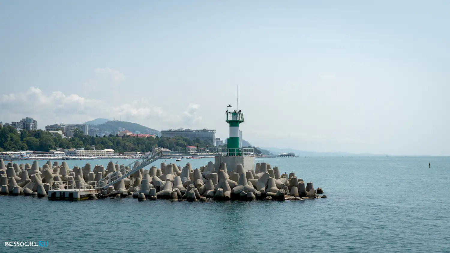 Теплоход Дагомыс