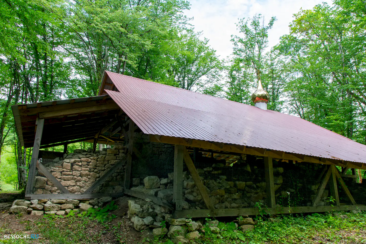 Леснянская базилика II