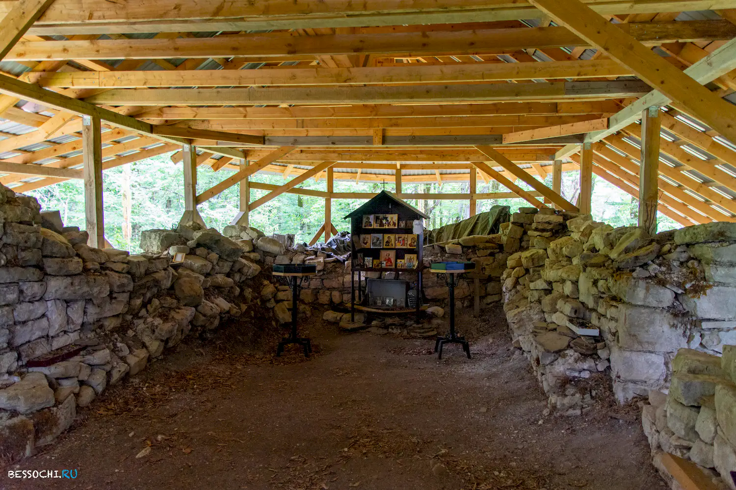 Леснянская базилика II