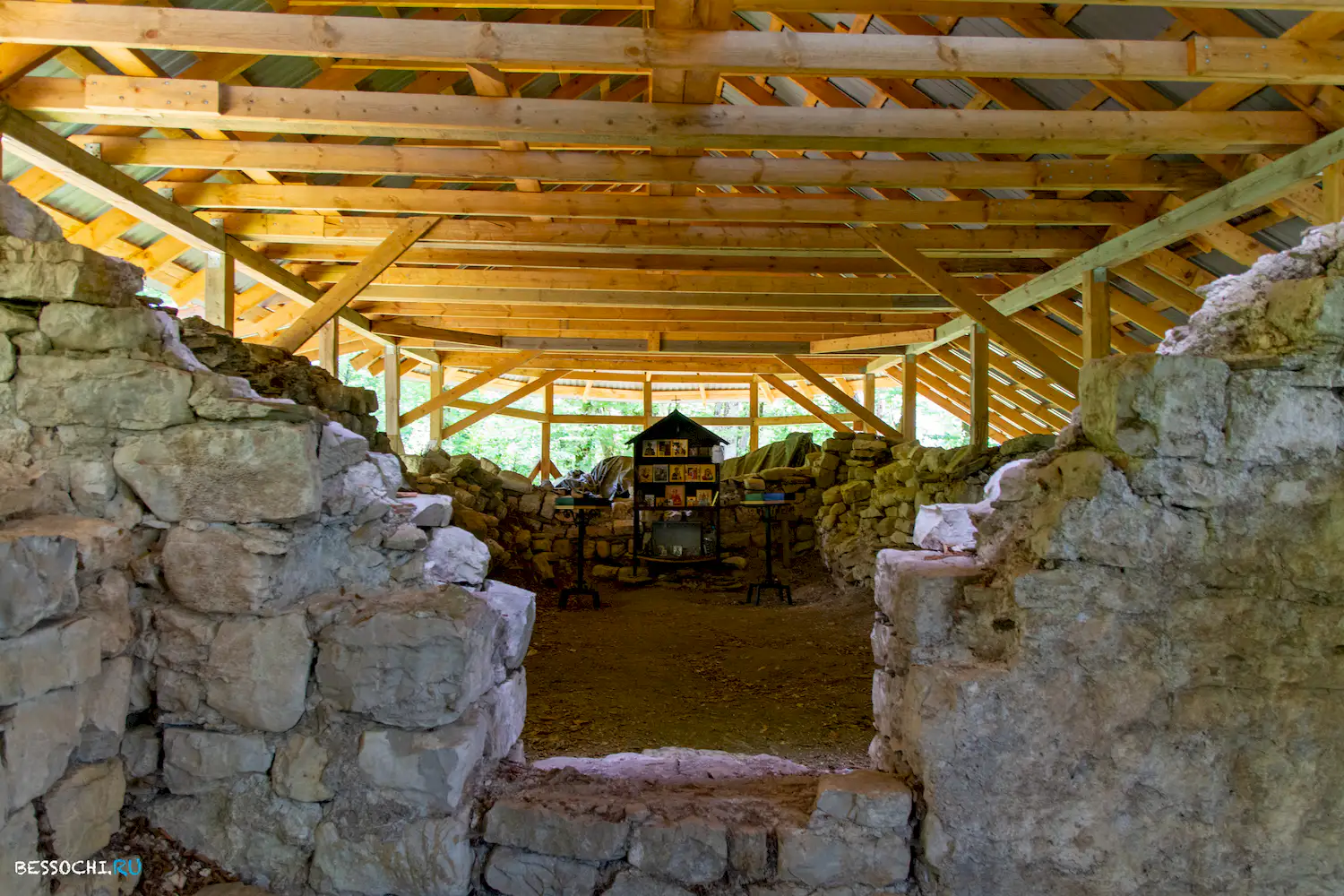 Леснянская базилика II