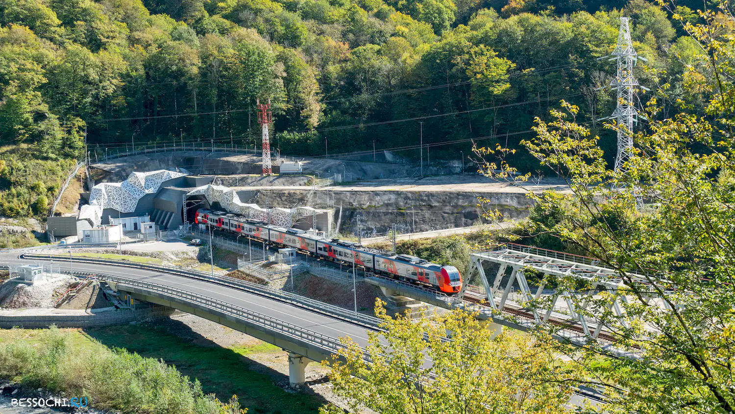 Старая дорога на Красную поляну