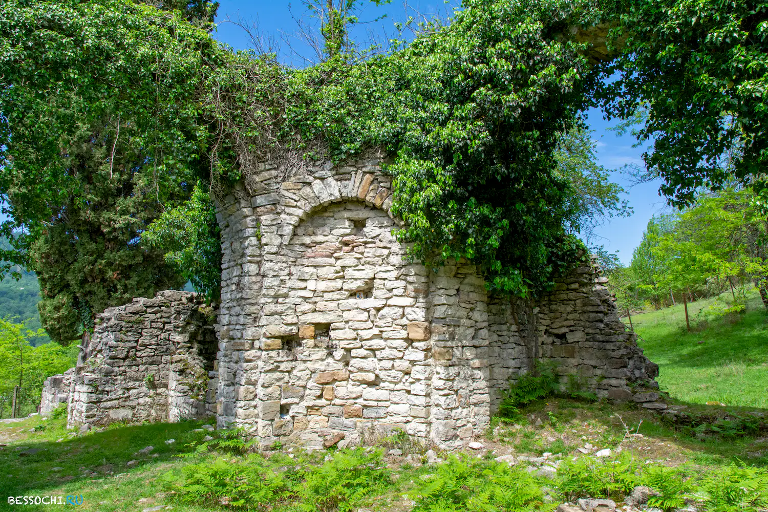 Ахштырский храм