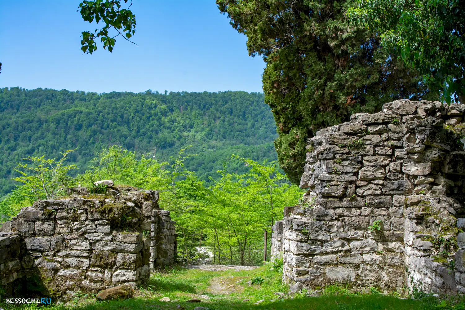 Ахштырский храм