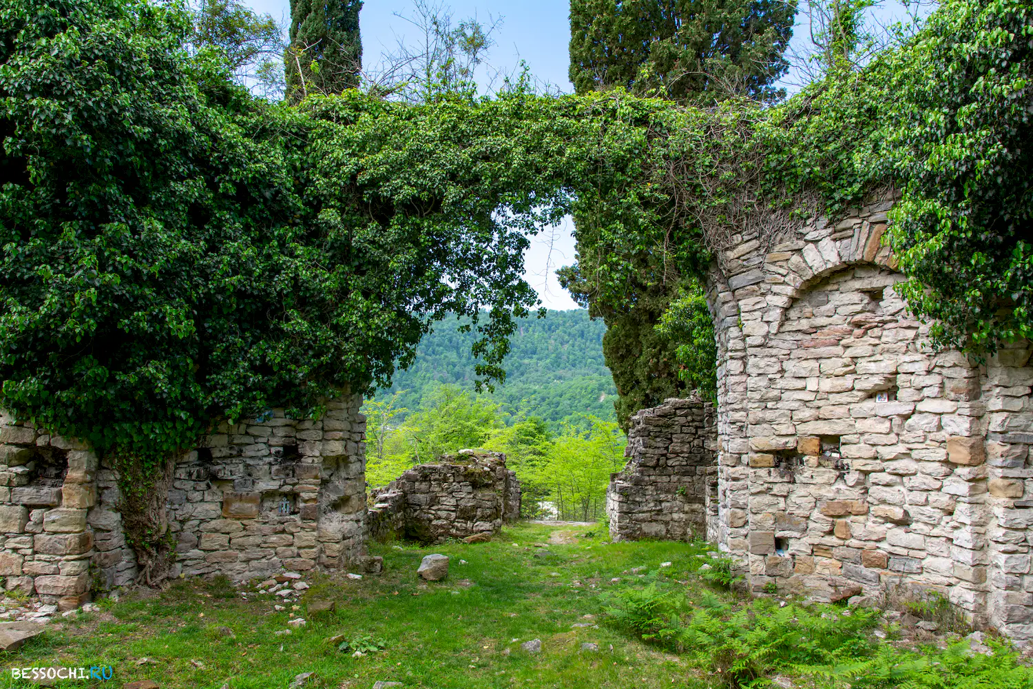 Ахштырский храм