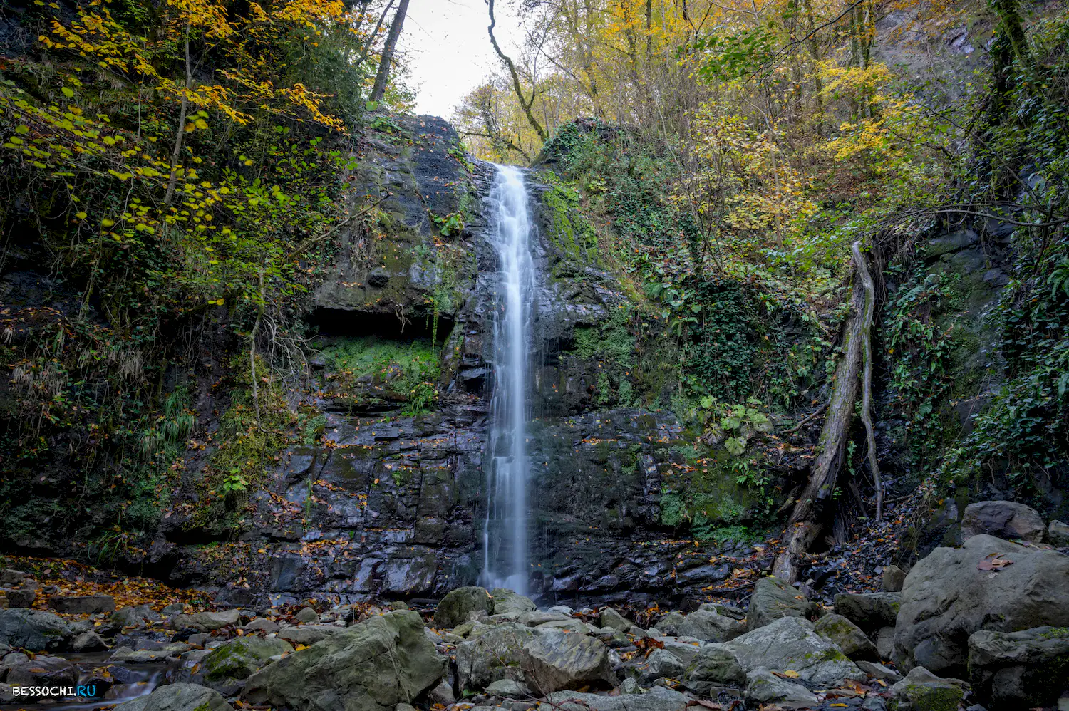 Серебряный водопад