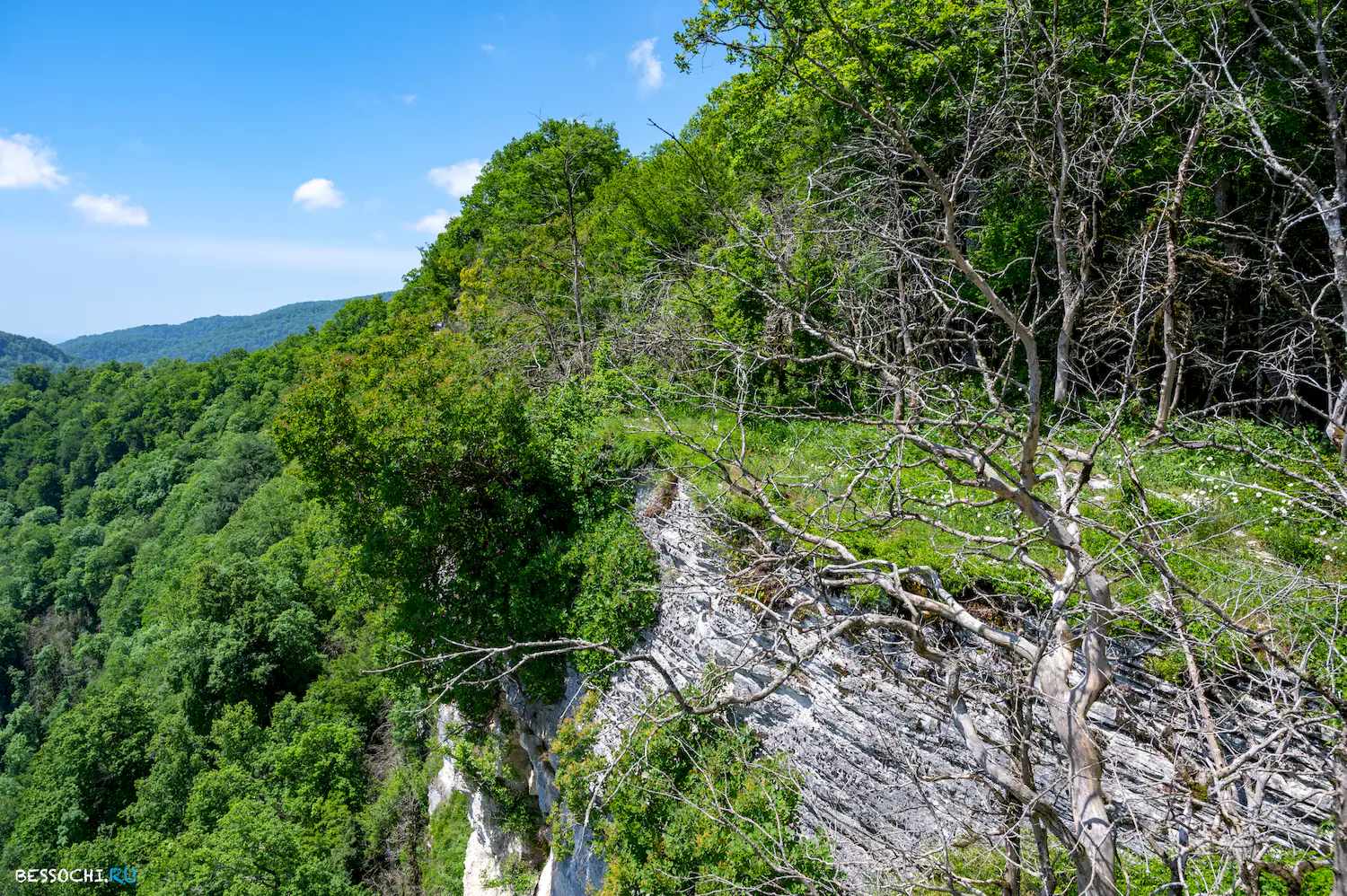 Белые скалы