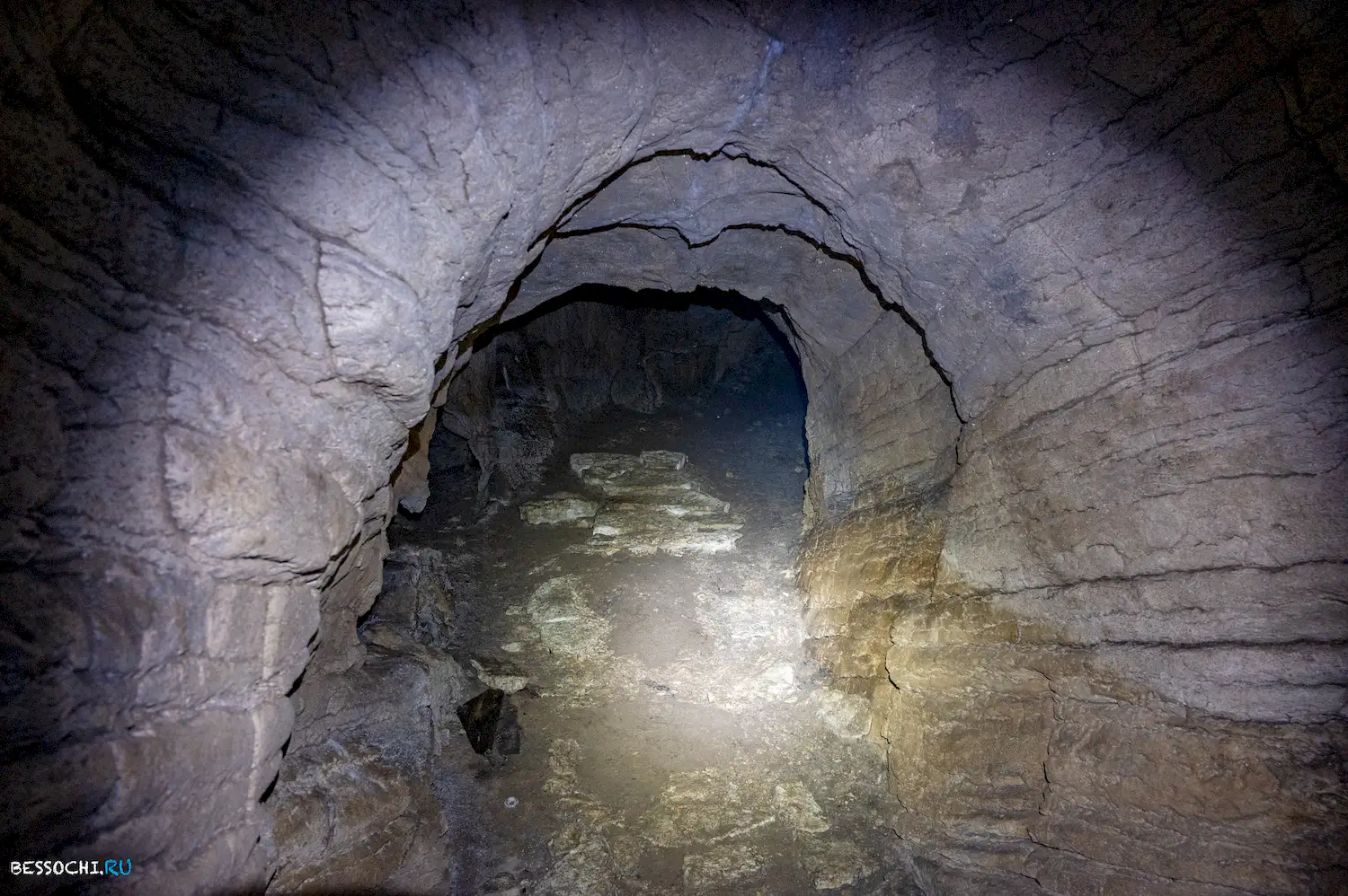 Навалищенская пещера