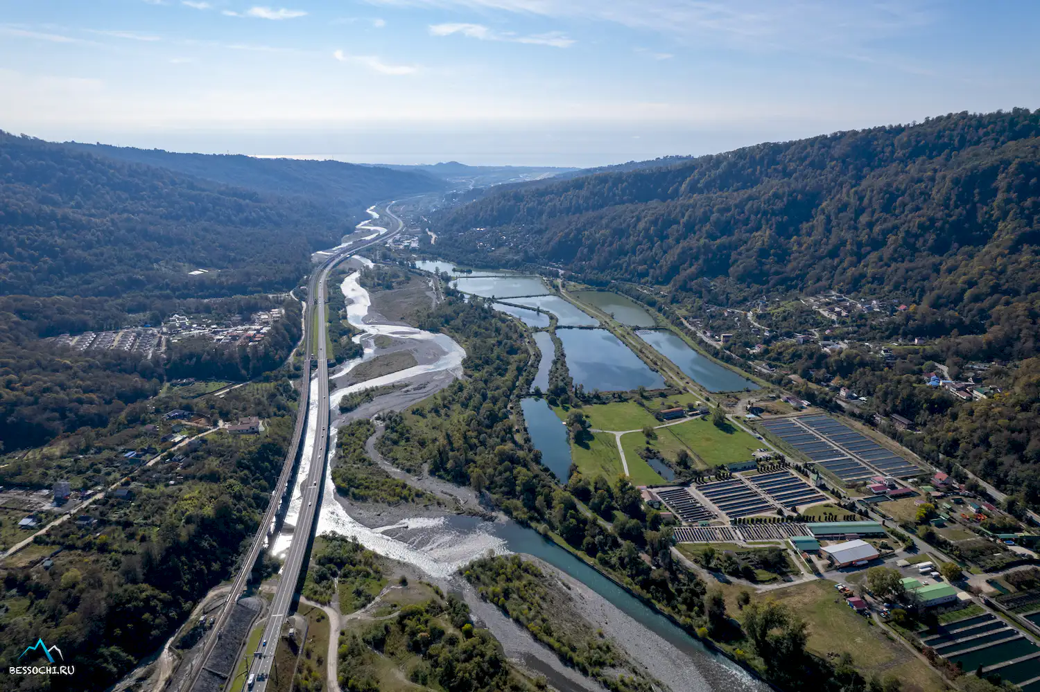 Ахштырское ущелье