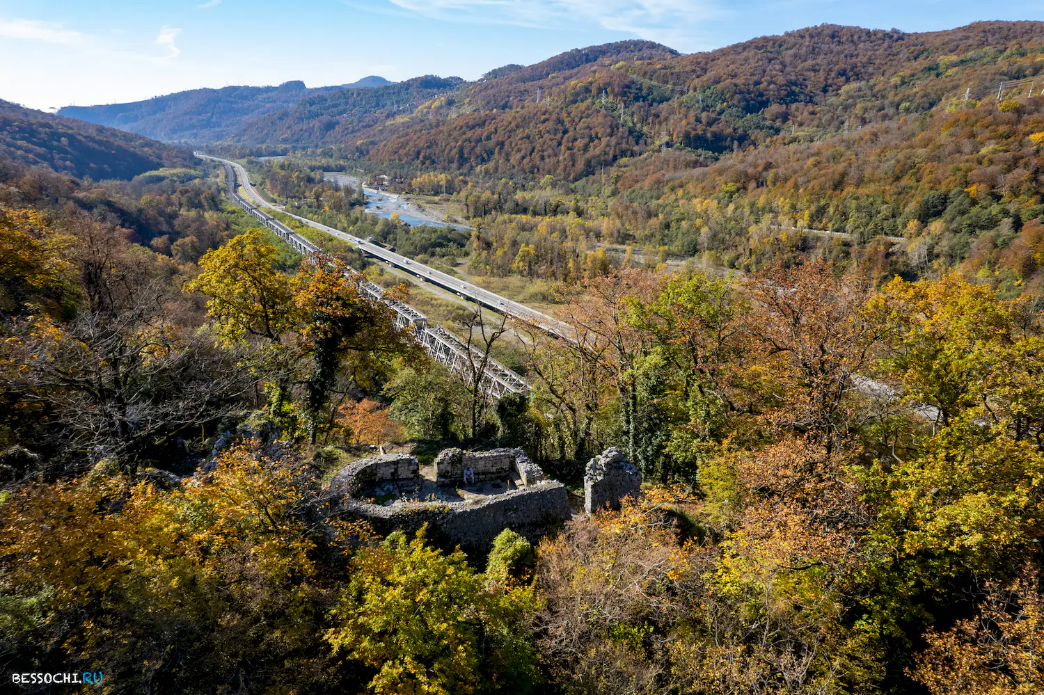 храм Монастырь