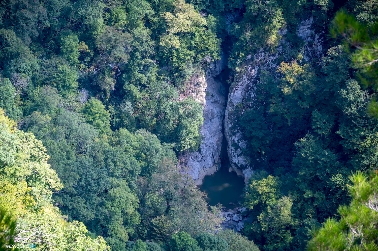 Орлиные скалы