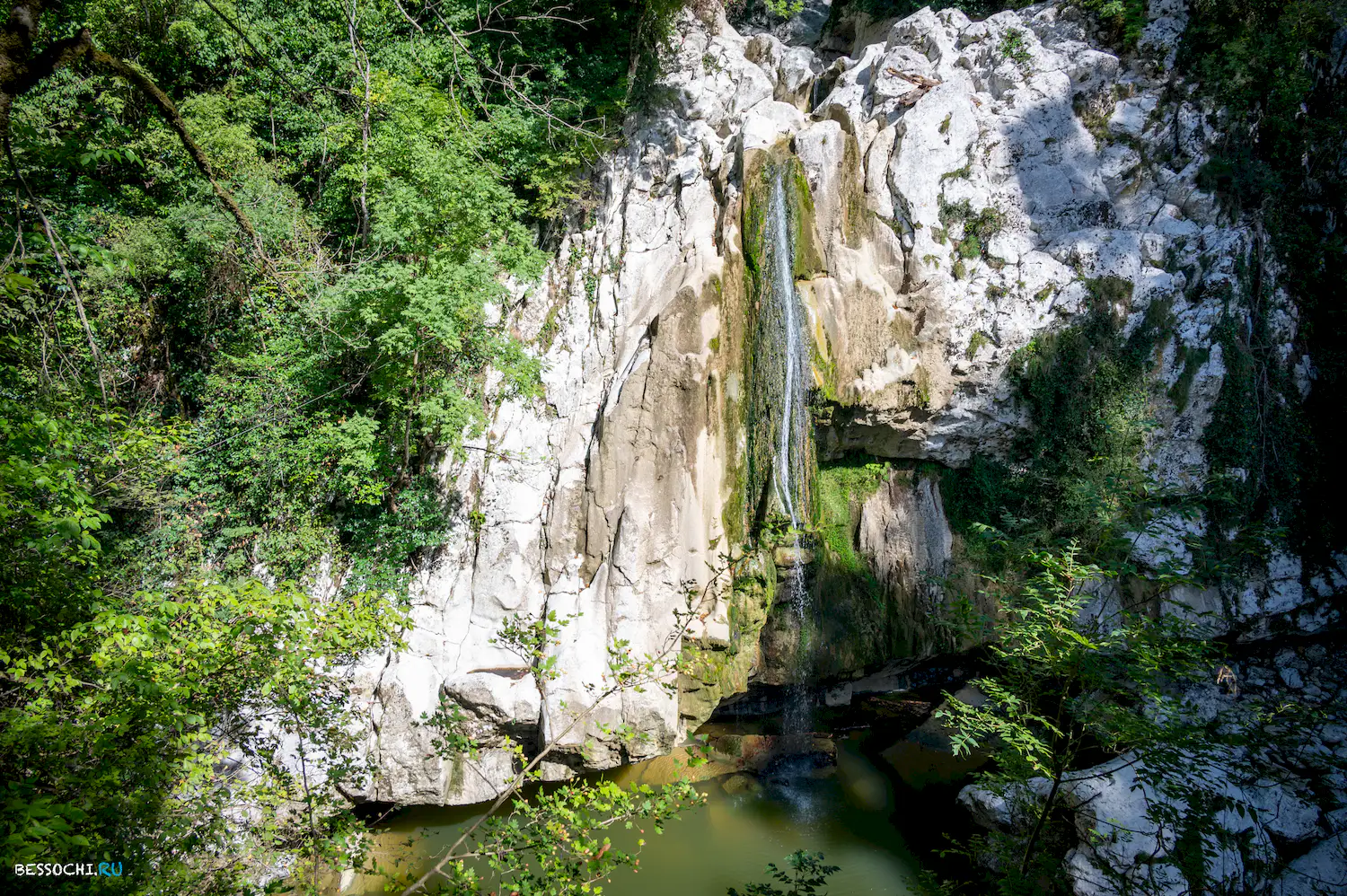 Агурский водопад