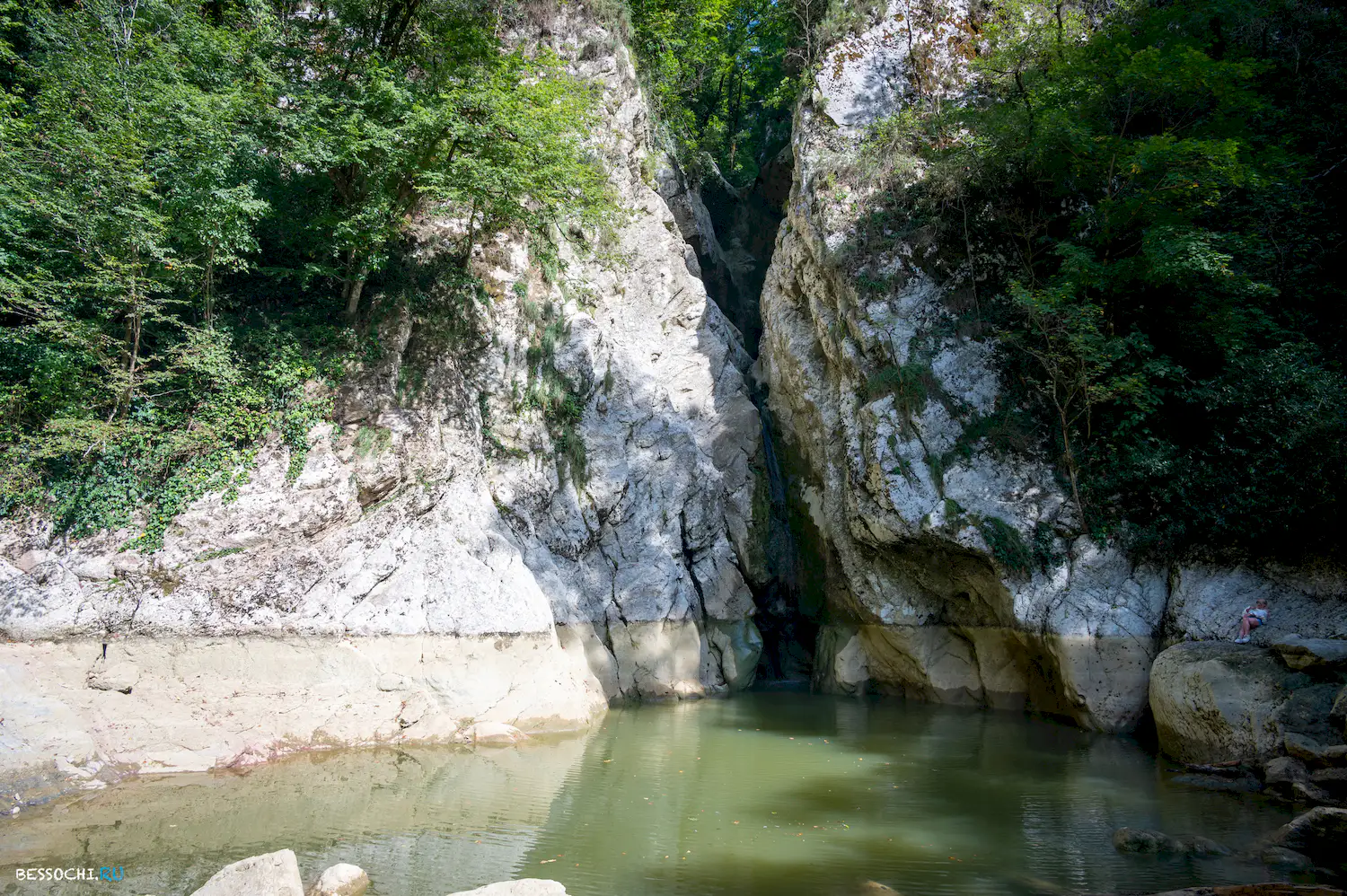 Агурский водопад