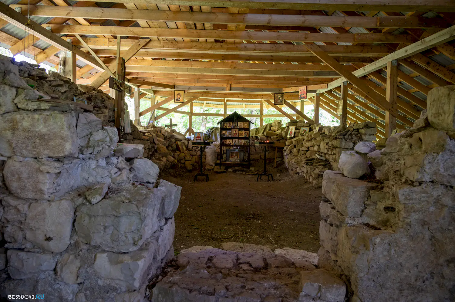 Леснянская базилика II
